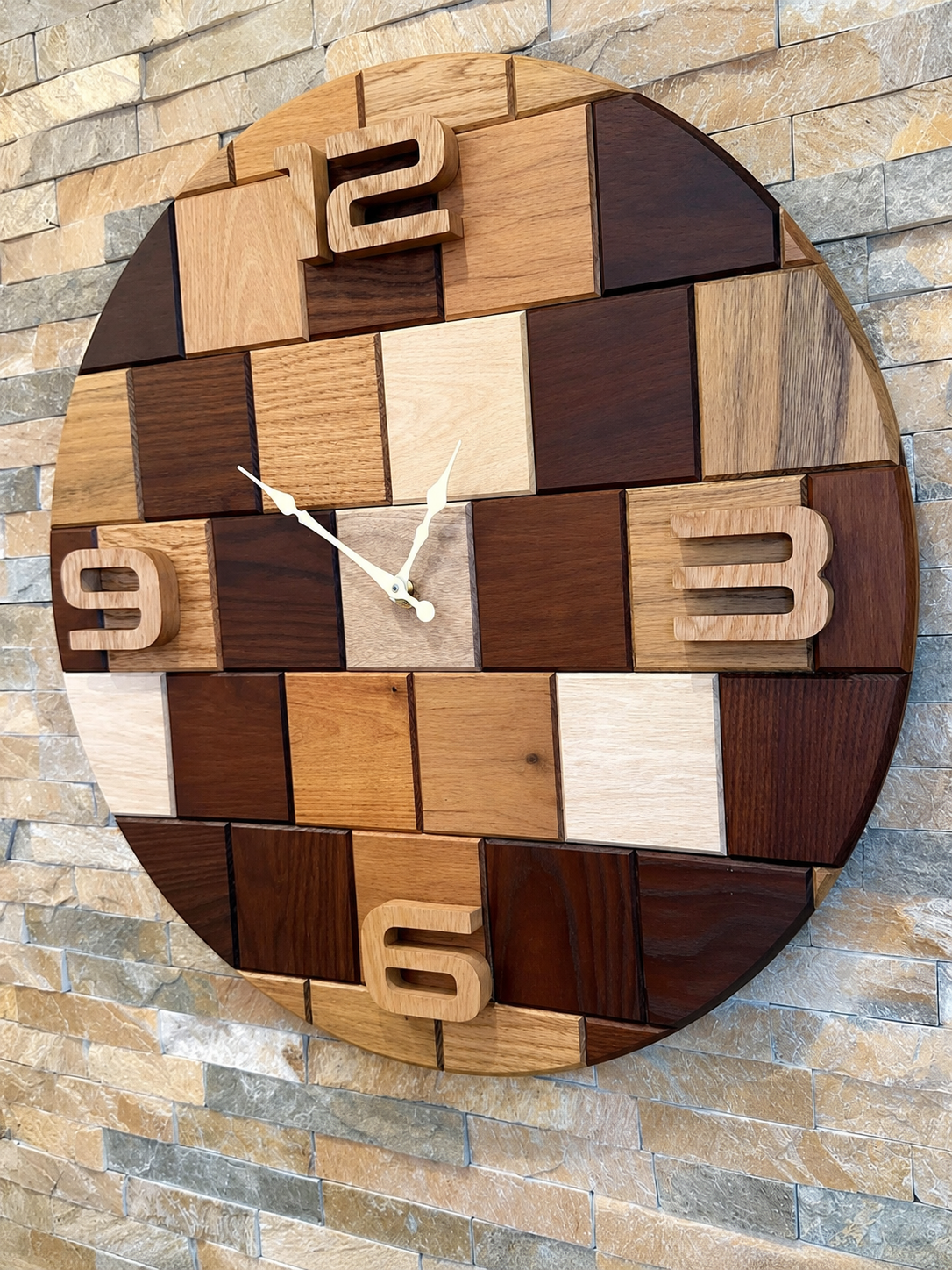 Wooden Big Bricks clock