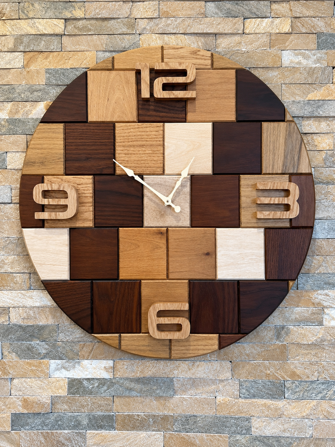 Wooden Big Bricks clock